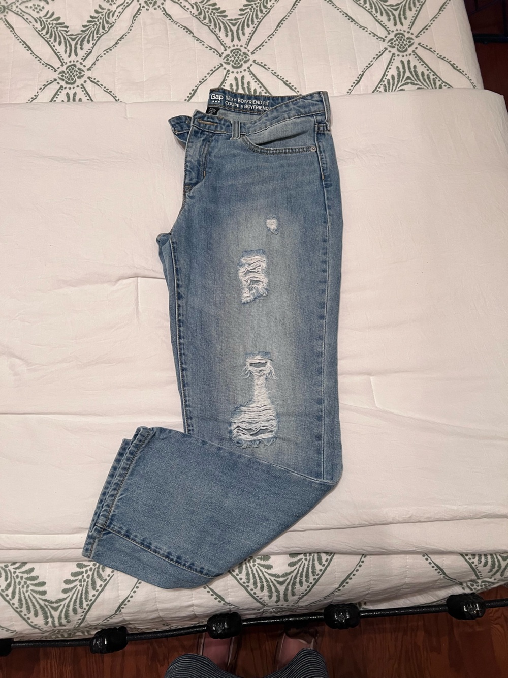 GAP Women’s Light Wash Distressed Relaxed Jeans